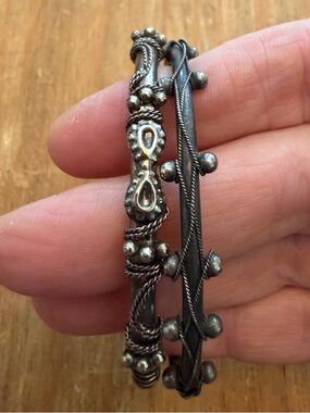 Vintage 1980s Set of 2 Silver Tone Metal Rope Wire Wrapped Bangle Bracelets